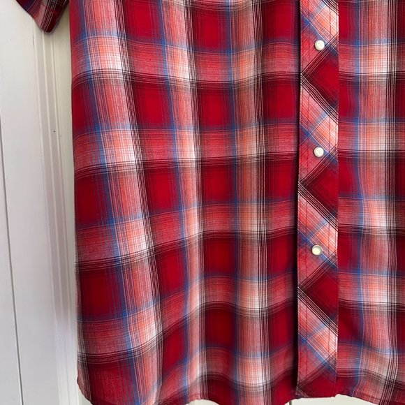 Wrangler Western Shirts Men’s Snap Shirt XL Like New Short Sleeves Red Plaid - Picture 8 of 11